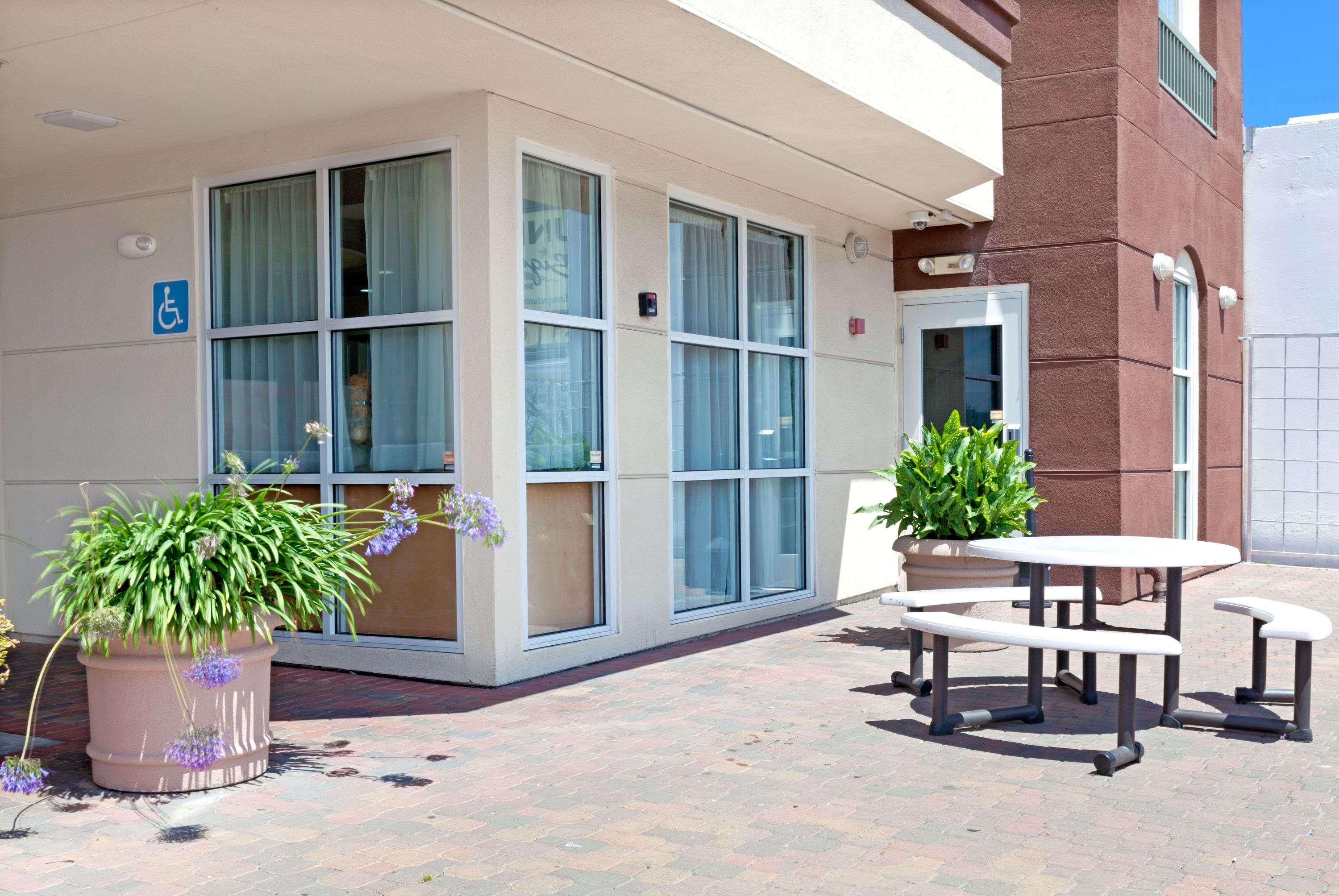 Ramada Limited&Suites San Francisco Airport South San Francisco Exterior foto